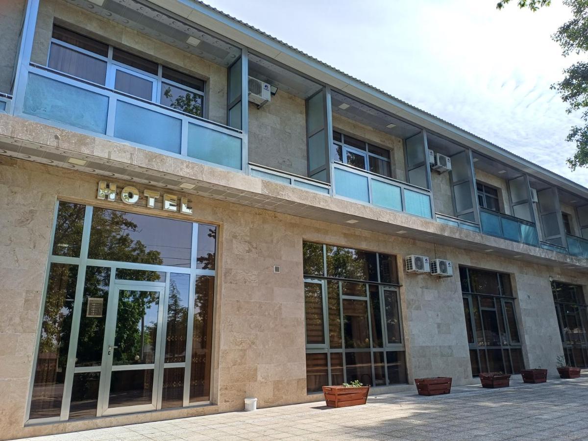 Bliss Hotel ガバラ エクステリア 写真